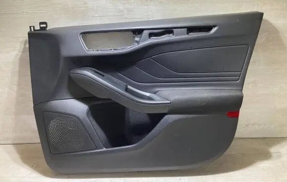 Ford Focus Front door card panel trim jx7bA23942AJ