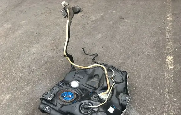 Seat Leon (5F) Fuel tank 