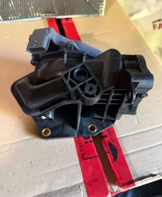 Renault Trafic III (X82) Throttle body valve 161A06251R 145138377R 095517900