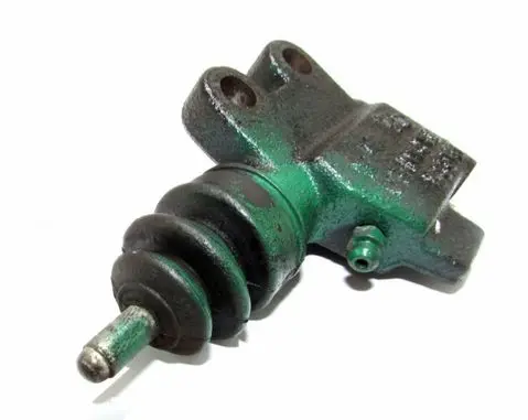 Nissan Primera Clutch master cylinder