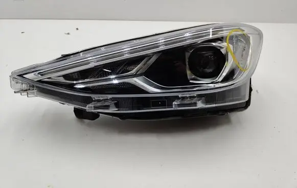 MG ZS Headlight/headlamp 11500017