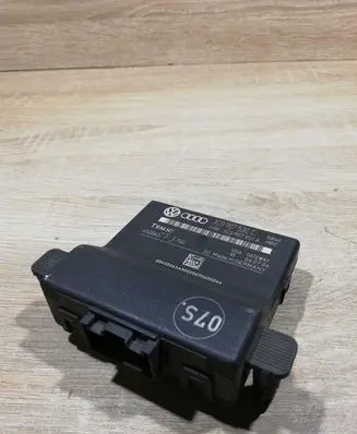 Volkswagen PASSAT B6 Gateway control module 3C0907530C