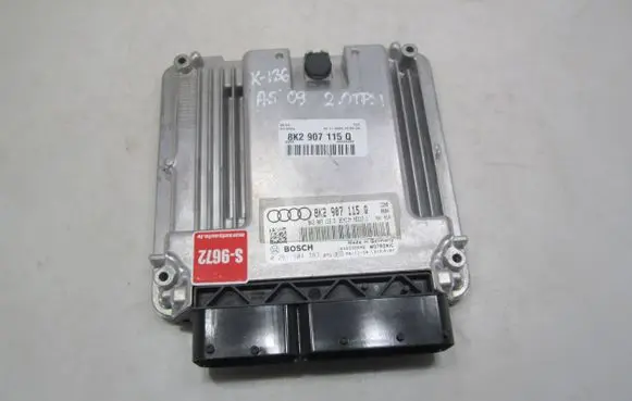 Audi A5 8T 8F Engine control unit/module 8K2907115Q 8K2907115D 0261S04383