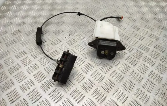Honda FR-V Tailgate/trunk/boot lock/catch/latch
