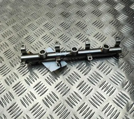 Porsche Cayenne (9Y0 9Y3) Fuel main line pipe 06M133315L