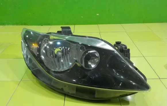 Volkswagen Golf IV Headlight/headlamp 6J2941034A ZP13
