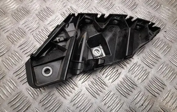 Volkswagen Touareg III Front bumper mounting bracket 760807049C
