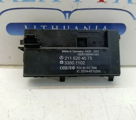 Mercedes-Benz CLS C219 Keyless (KESSY) go control unit/module 2118204075