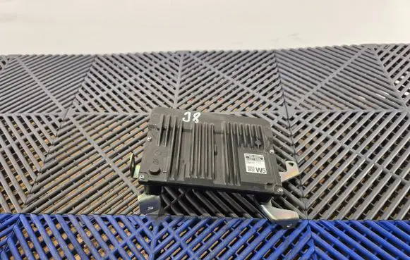 Toyota Corolla E210 E21 Engine control unit/module 896610ZW50 MB2763000812
