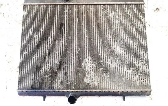 Citroen C4 I Coolant radiator