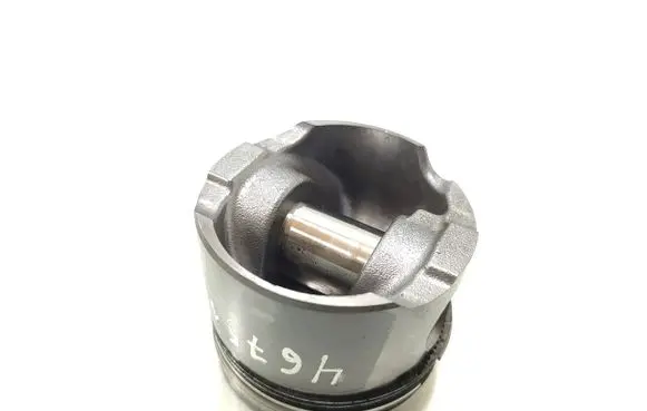 Peugeot 307 Piston DW10TD