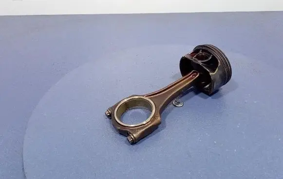 Piston