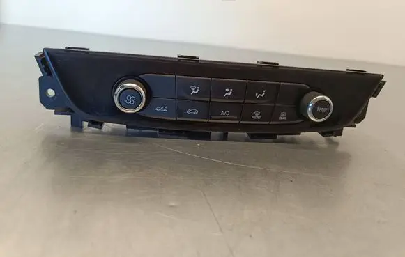 Opel Insignia B Climate control unit 39113530 544930977 7370200000000X