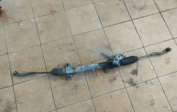Toyota Corolla Verso E121 Steering rack 03ZE003 03ZE