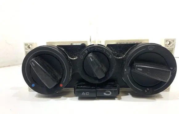 Volkswagen Golf IV Climate control unit 1J0820045G 901511380000