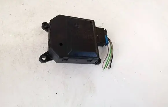 Seat Ibiza IV (6J,6P) Air flap motor/actuator 309368301a
