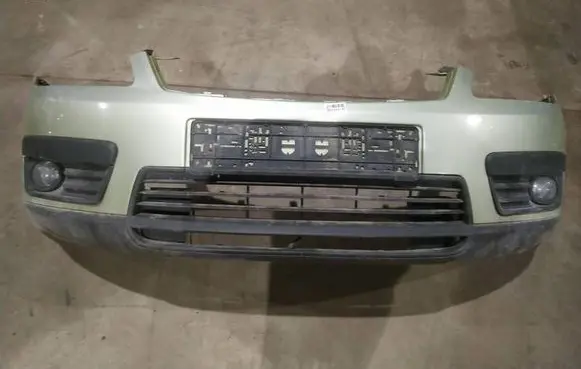 Ford Focus C-MAX Front bumper geltonas