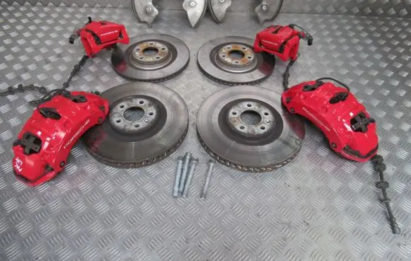 Porsche Macan (95B) Front Brake Caliper Pad/Carrier 