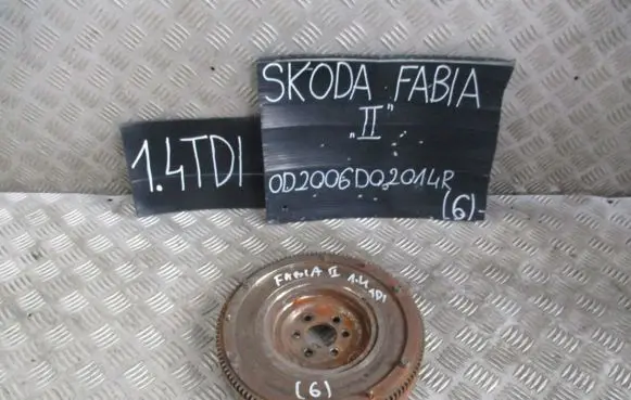 Skoda Fabia Mk2 (5J) Flywheel 046105273D