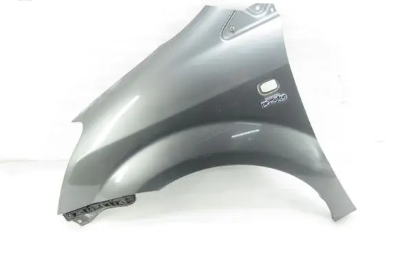 Toyota Corolla Verso E121 Fender 
