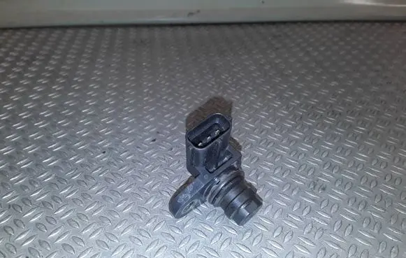 Volvo S40 Camshaft position sensor 8658495