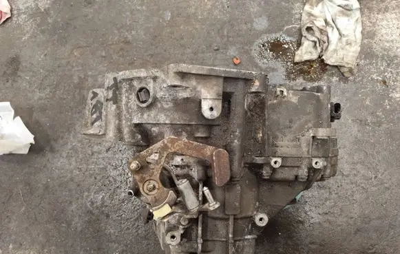 Manual 6 speed gearbox