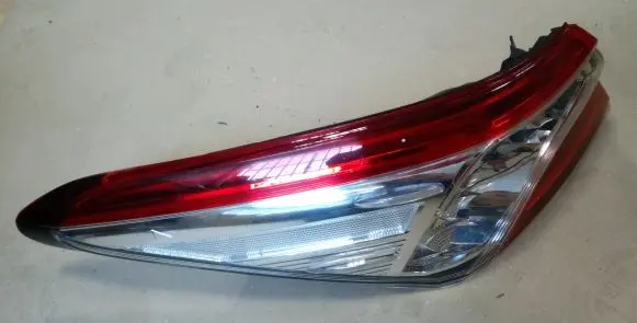 Toyota Camry VIII XV70 Rear/tail lights