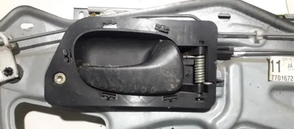 Renault Laguna I Rear door interior handle