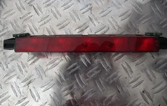 Peugeot 407 Third/center stoplight 9649056480