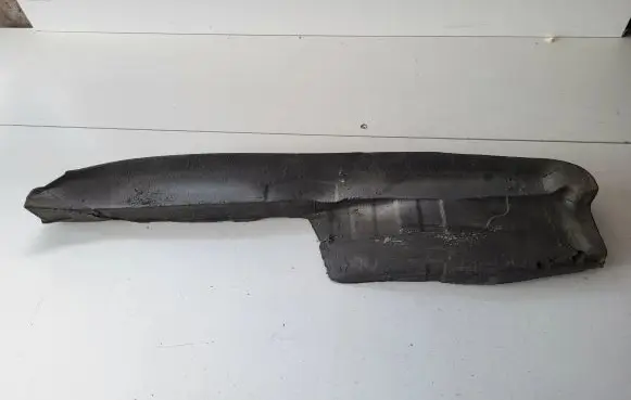 Seat Alhambra (Mk2) Fender foam support/seal 7N0064236A
