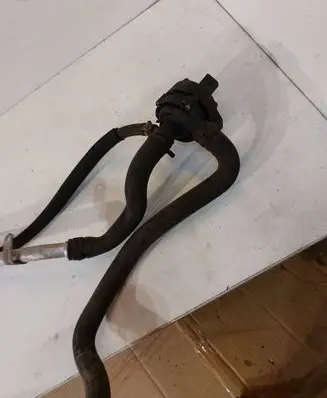 Mercedes-Benz E W212 Engine coolant pipe/hose A2128300996 K867065