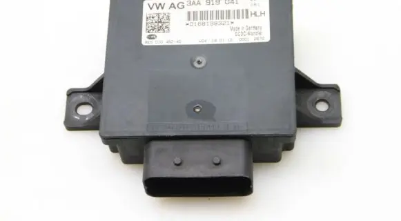 Volkswagen PASSAT B7 Other control units/modules 3AA919041