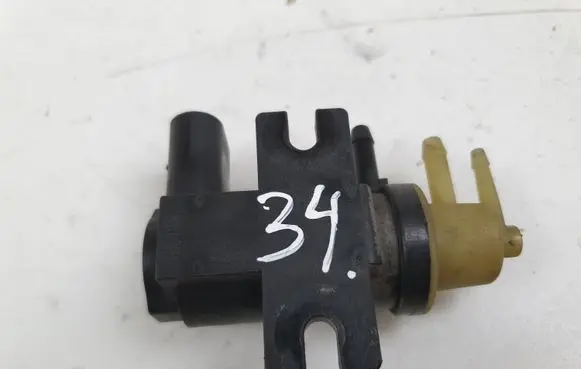 Volkswagen Golf V Turbo solenoid valve 1K0906627A