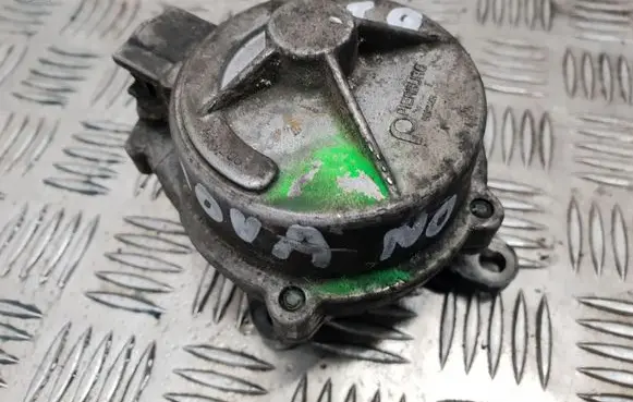Opel Movano A Vacuum pump 72117220F