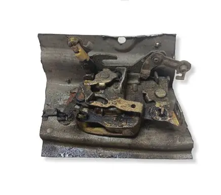 Nissan Patrol 160 Front door lock 