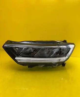 Volkswagen T-Roc Headlight/headlamp 2GA941005F