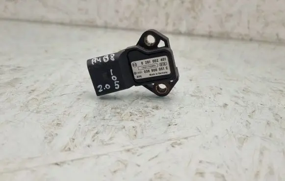 Audi A4 S4 B8 8K Air pressure sensor 038906051C