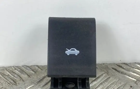 Jeep Grand Cherokee Engine bonnet (hood) release handle