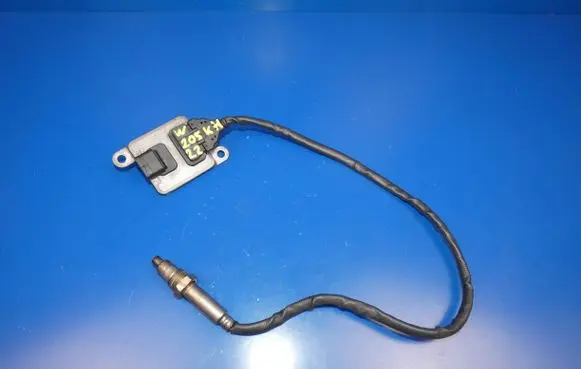 Mercedes-Benz C W205 Lambda probe sensor A0009051512 220331012601 A3C0339860021