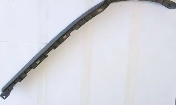 Opel Zafira B Front bumper lip 13247303