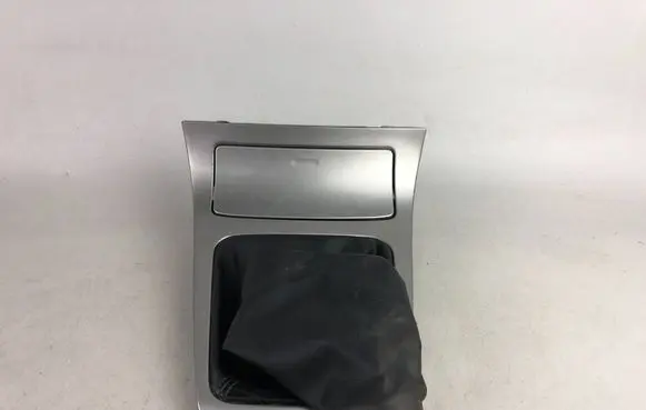 Subaru Forester SG Gear shifter surround trim plastic