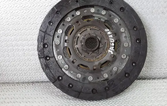 Jaguar X-Type Clutch pressure plate 
