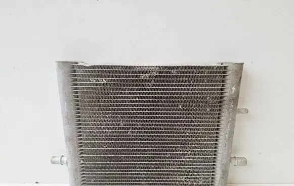 Land Rover Defender Coolant radiator LPLA8D048