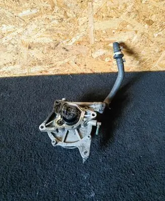 KIA Sorento Vacuum pump