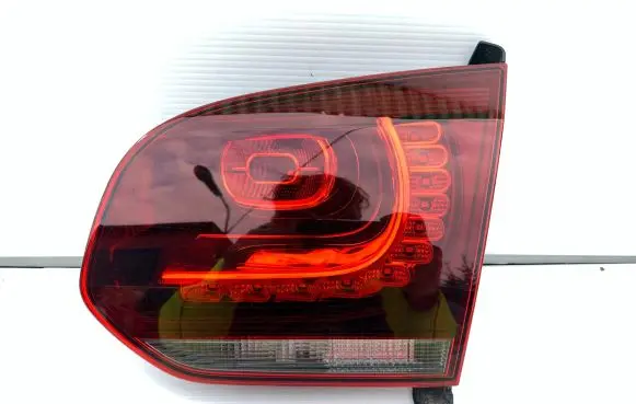Volkswagen Golf VI Tailgate rear/tail lights 5K7945308D