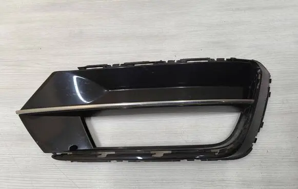 Volkswagen PASSAT B8 Front bumper lower grill 3G0353666F
