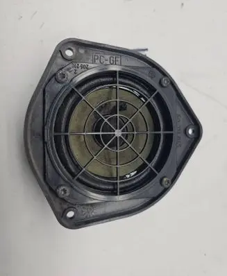 Audi A8 S8 D2 4D Front door speaker 214055