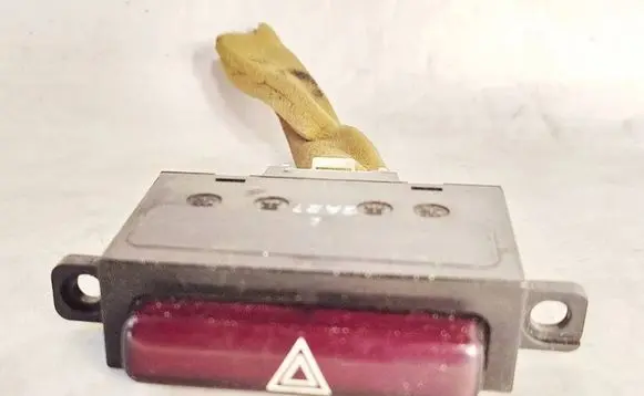 Mazda 323 Hazard light switch