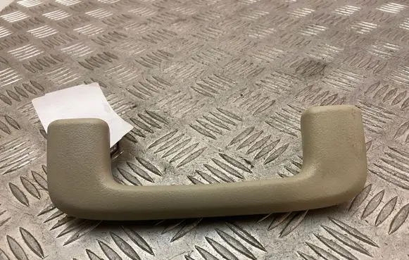 Mitsubishi Outlander Front interior roof grab handle