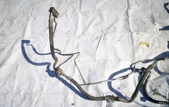 Opel Astra H Air conditioning (A/C) pipe/hose 
